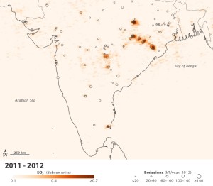 Карты среднего уровня диоксида серы, измеренного спутником «Aura» за 2005 год (вверху) и 2011-2012 г.г. (внизу) по Индии