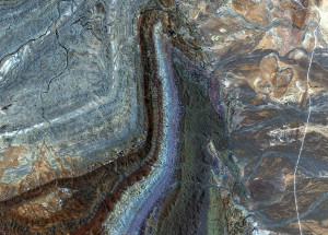 Опубликован снимок геосинклинали Национального парка Флиндерс-Рейнджерс, сделанный спутником ALOS за 2 года до выхода из строя
