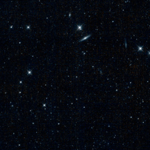 Снимок участка неба в созвездии Гончие Псы, сделанный «NEOWISE» после возобновления миссии
