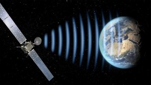 «Rosetta» посылает сигнал на Землю (в представлении художника)