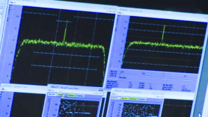 Сигнал на мониторах наземных станций, подтверждающий успешный выход «Rosetta» из режима бездействия