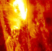 Снимок солнечной вспышки, зафиксированной «IRIS» 28 января 2014 года