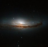 Спиральная галактика NGC 5793
