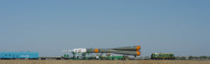 Ракета-Носитель «Союз-ФГ» во время транспортировки к «Гагаринскому старту» космодрома Байконур