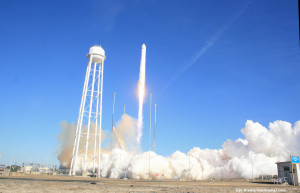 Запуск ракета-носителя «Antares» 9 января 2014 года