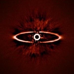 Снимок пылевого диска вокруг звезды HR 4796A, сделанный SPHERE
