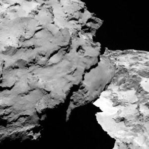 Снимок «шеи» кометы 67P\Churyumov-Gerasimenko, полученный 6 августа 2014 года